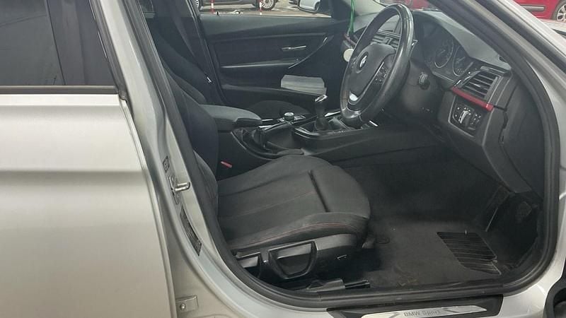 Used BMW 316 Sport Line 116 HP (85 kW) 2014 Silver Sedan