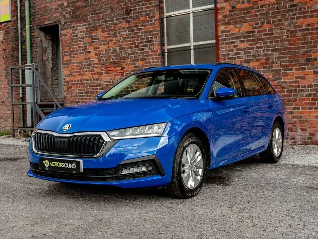 Used Skoda Octavia SE Technology 2022 Blue Estate