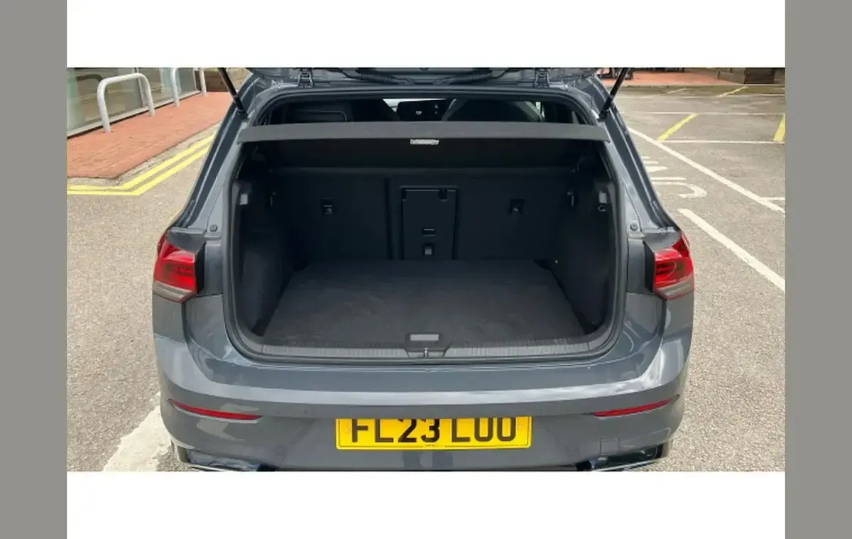 Used VW Golf VIII R-line 147 HP (108 kW) 2023 Grey Hatchback