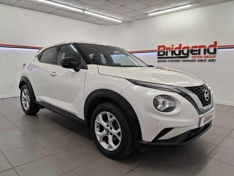 White Used 2022 Nissan Juke N-Connecta SUV | £15,999 (Fair price) - Image 1/4