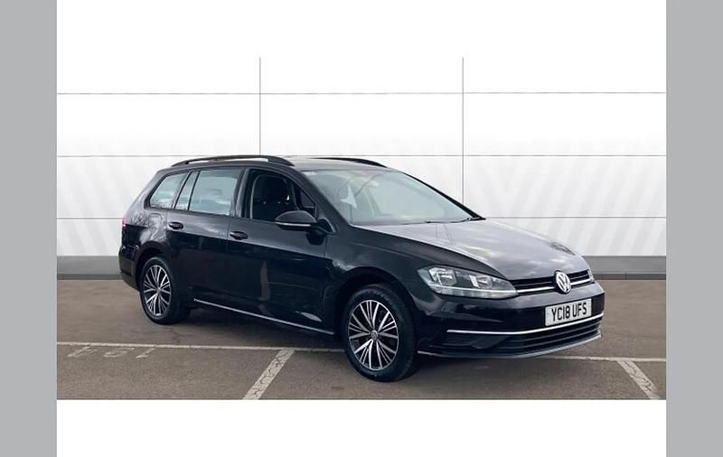 Black Used 2018 VW Golf VII SE Estate | £8,649 (Good price) - Image 1/4