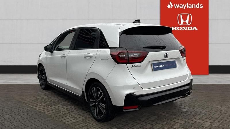Used Honda Jazz Advance 122 HP (89 kW) 2025 White Hatchback