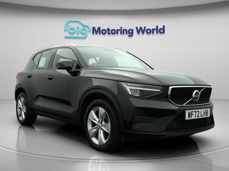 Black Used 2022 Volvo XC40 Core SUV | £23,500 (Fair price) - Image 1/4
