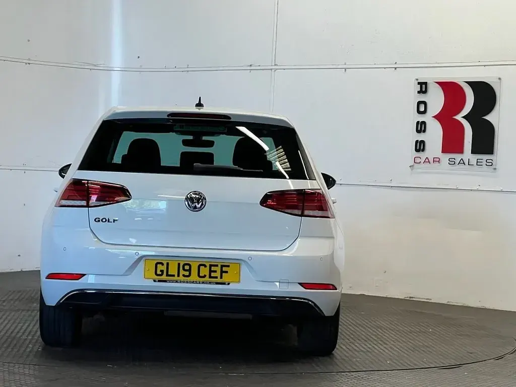 Used VW Golf VII Match 115 HP (84 kW) 2019 White Hatchback