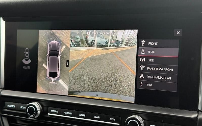 Used Porsche Macan Turbo 441 HP (324 kW) 2020 SUV