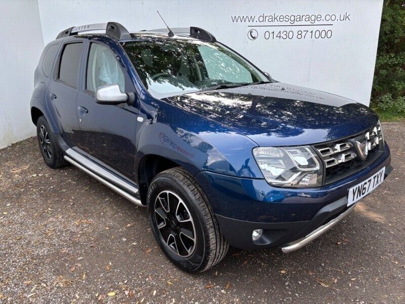 Blue Used 2017 Dacia Duster Prestige SUV | £8,490 (Fair price) - Image 1/4