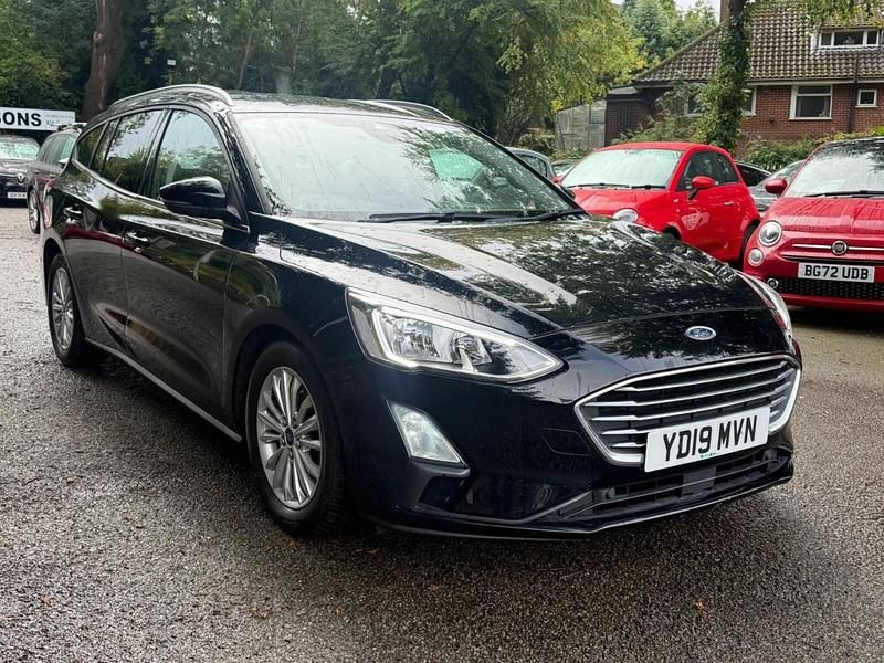 Black Used 2019 Ford Focus Titanium Estate | £13,295 (Fair price) - Image 1/4