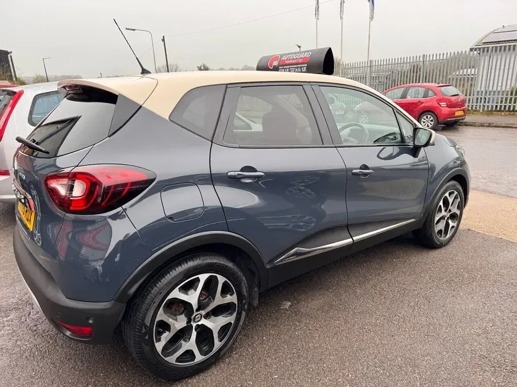 Second-hand Renault Captur GT-Line 90 CP (66 kW) 2018 Albastru SUV