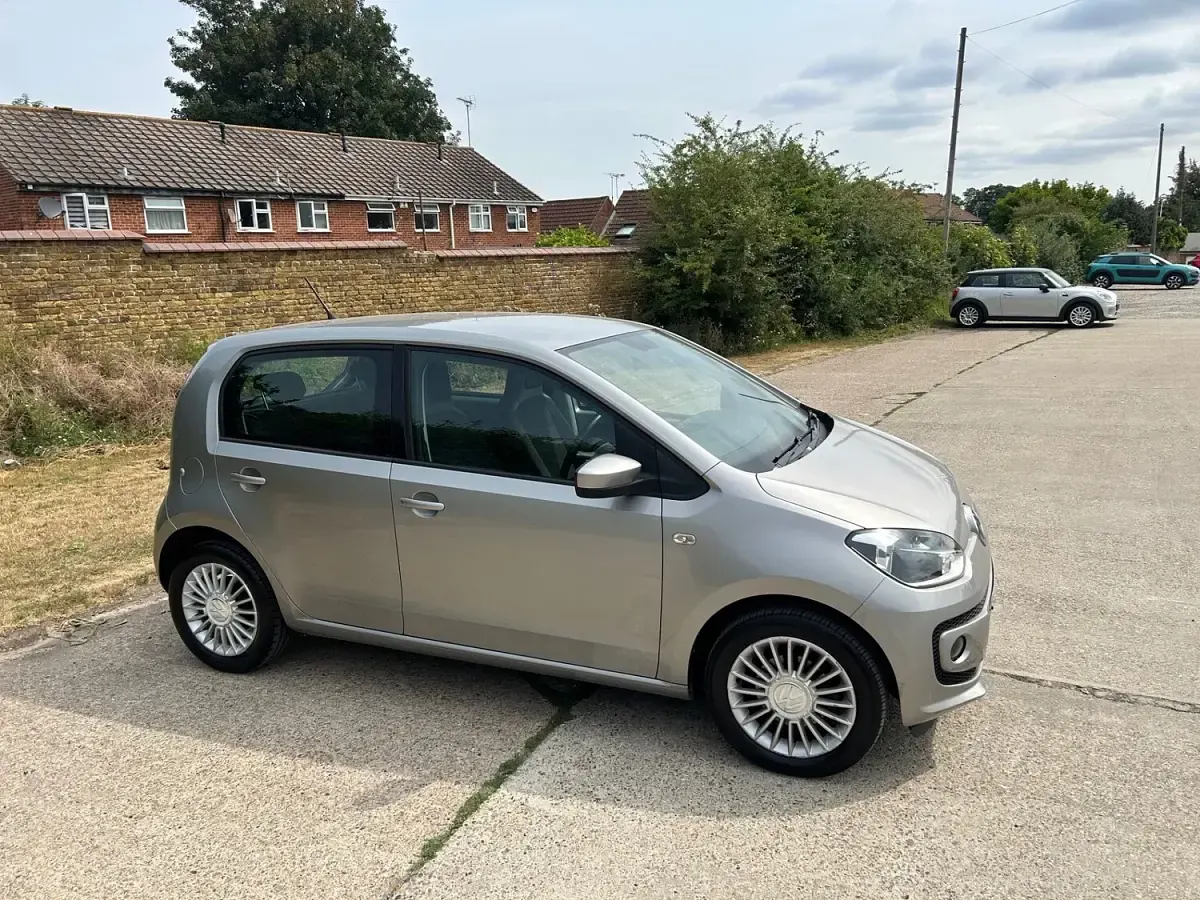 Used VW up! high up! 2016 Silver Hatchback