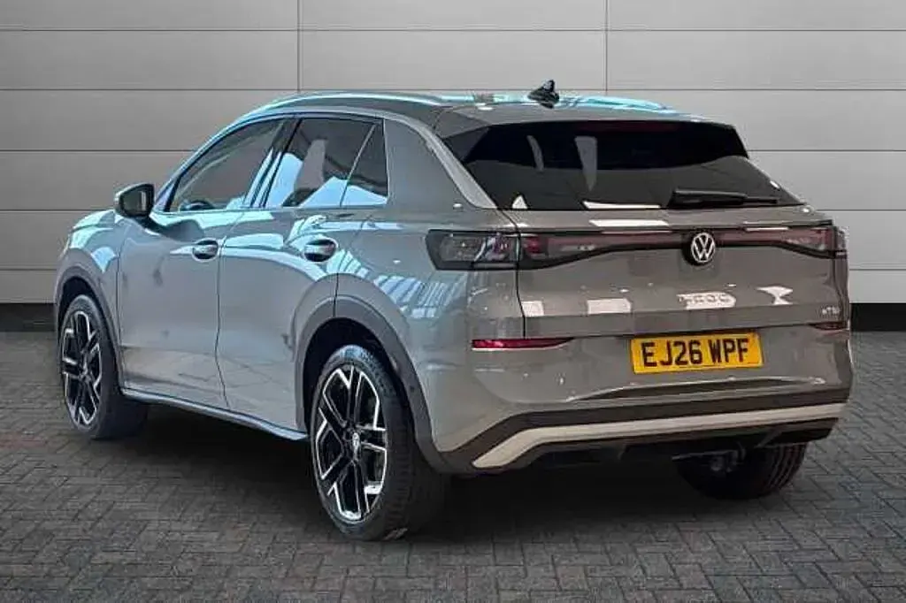 Used VW T-Roc Style 150 HP (110 kW) 2026 Grey SUV