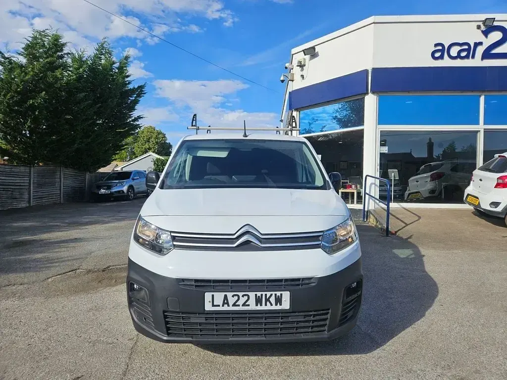 Used Citroën Berlingo 2022 White MPV