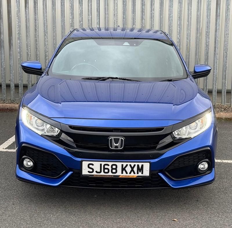 Used Honda Civic SR 126 HP (92 kW) 2018 Blue Hatchback