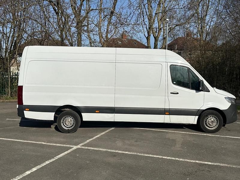 Używany Mercedes Sprinter 2020 Biały Van