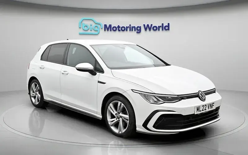 Used VW Golf VIII R-line 150 HP (110 kW) 2024 Hatchback
