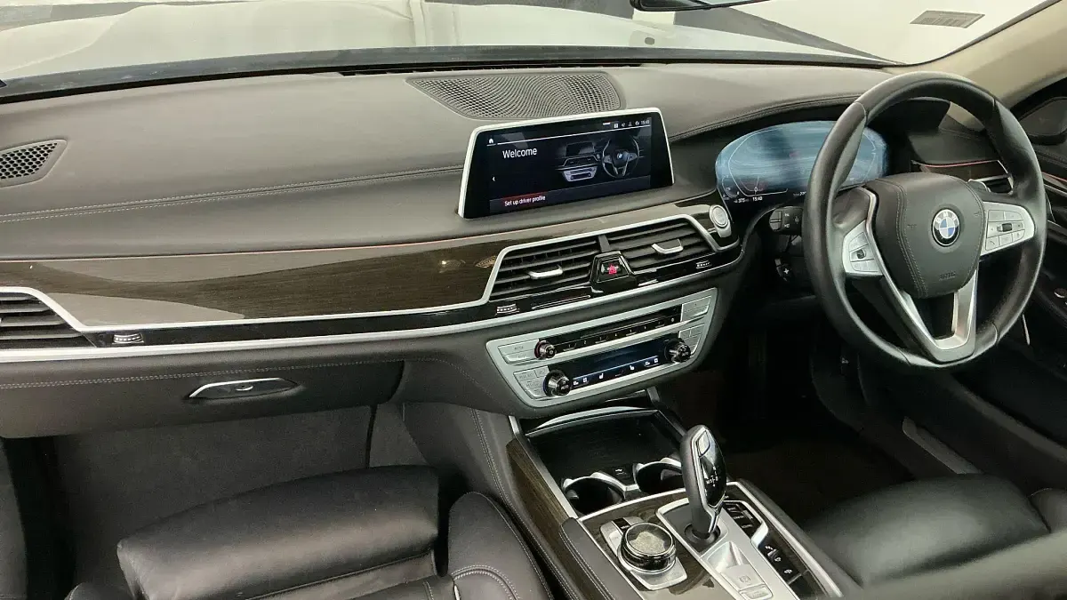 Used BMW 730 Comfort Edition 282 HP (207 kW) 2021 Grey Sedan