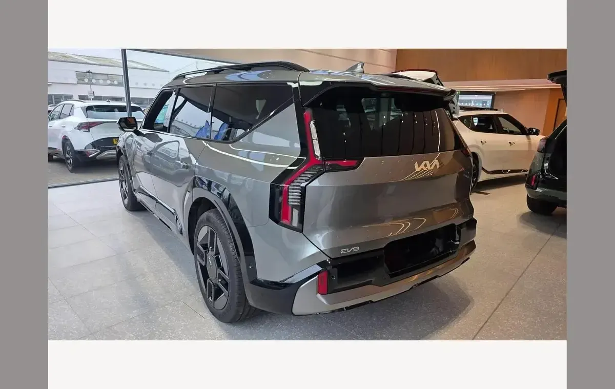 New Kia EV9 GT-Line S 281 kW (383 HP) 2026 Grey SUV