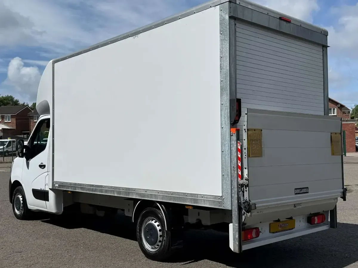Used Renault Master Business 2024 White MPV