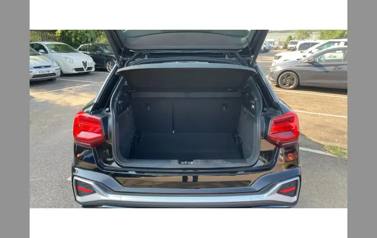 Used Audi Q2 S-Line 147 HP (108 kW) 2022 Black SUV