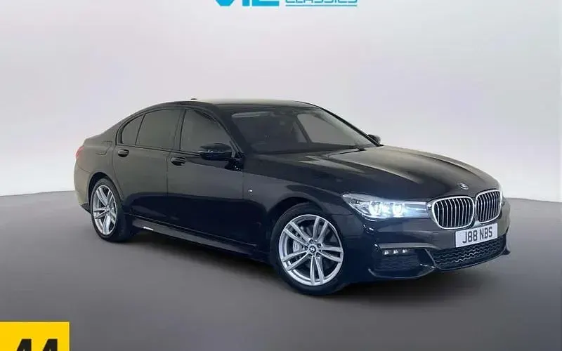 Used BMW 740 M Sport 320 HP (235 kW) 2019 Sedan