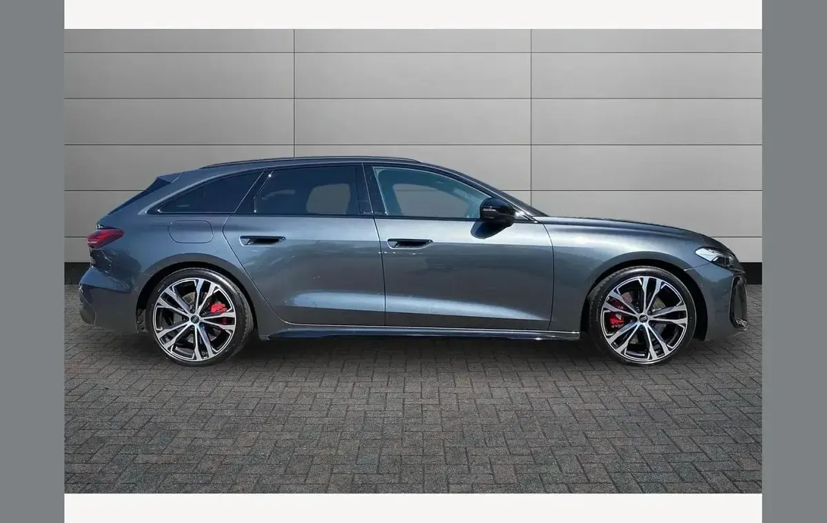 Used Audi A5 Advanced 362 HP (266 kW) 2025 Grey Estate