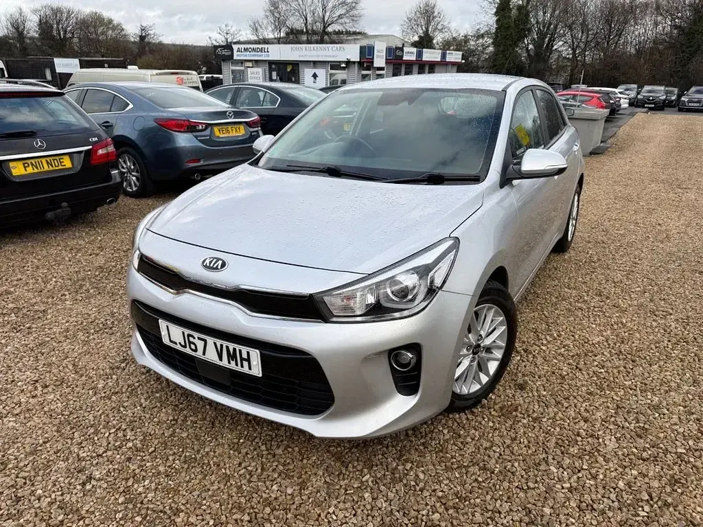 Used Kia Rio 77 HP (56 kW) 2017 Hatchback