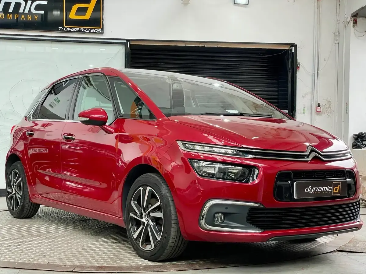Used Citroën C4 Picasso Flair 2017 Red MPV