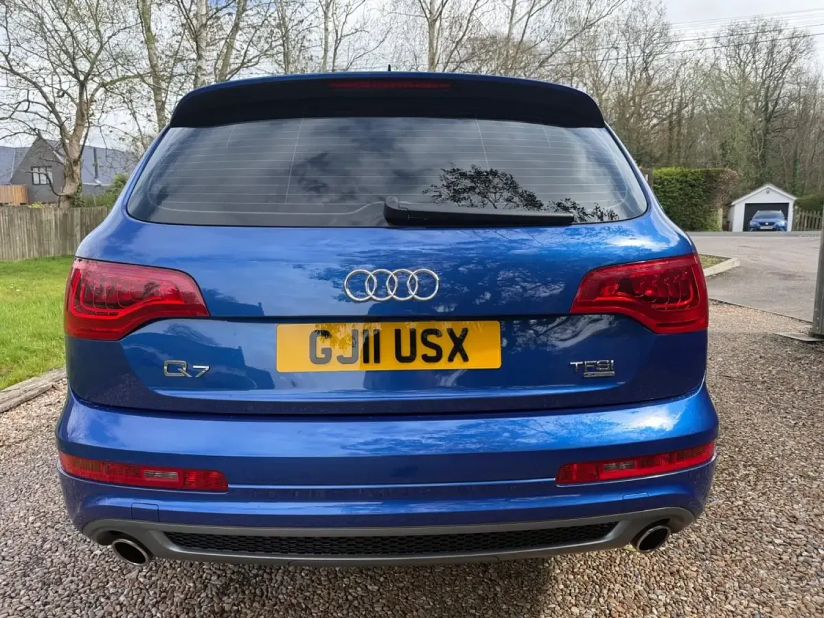 Begagnad Audi Q7 S-Line 2011 Blå SUV