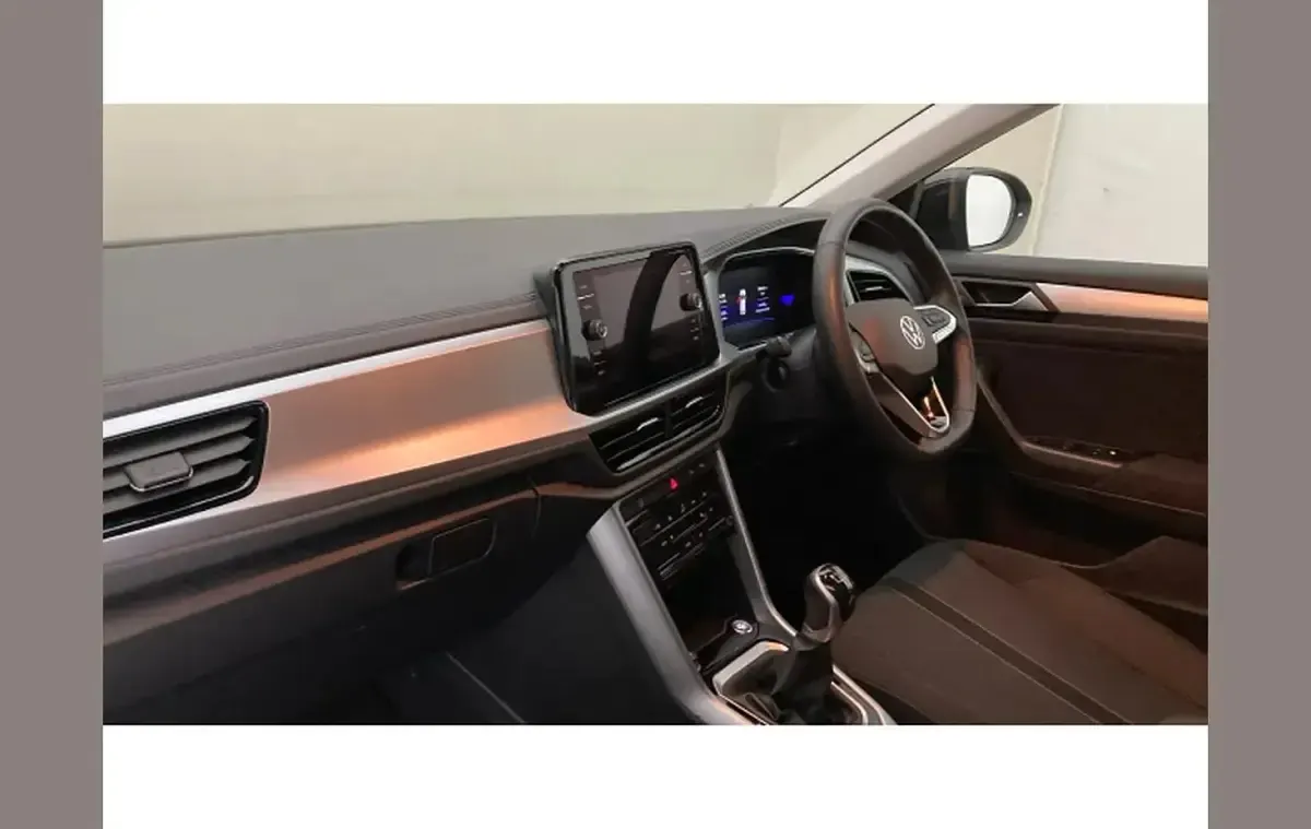 Used VW T-Roc Match 147 HP (108 kW) 2024 Black SUV