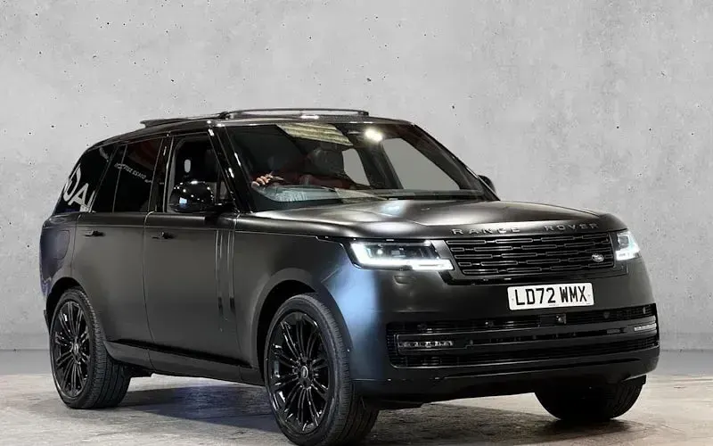 Used Land Rover Range Rover HSE 349 HP (256 kW) 2025 SUV