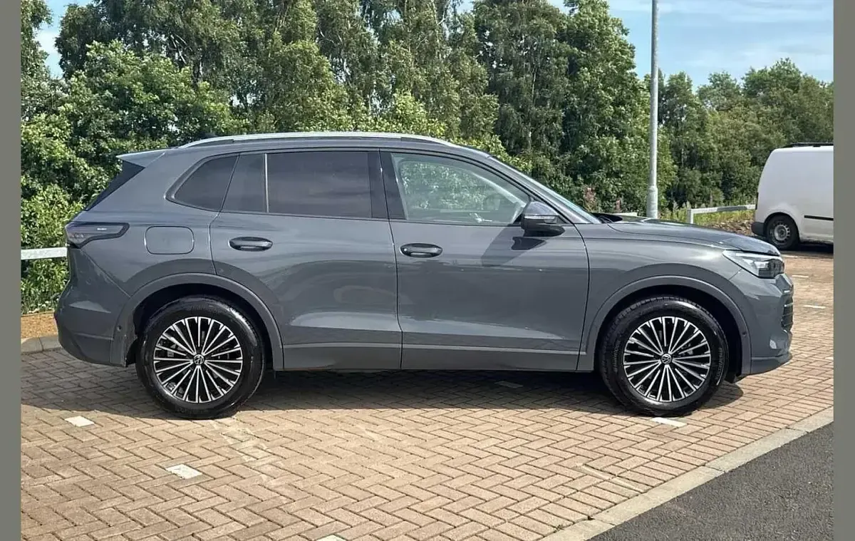 Used VW Tiguan Match 147 HP (108 kW) 2025 Grey SUV