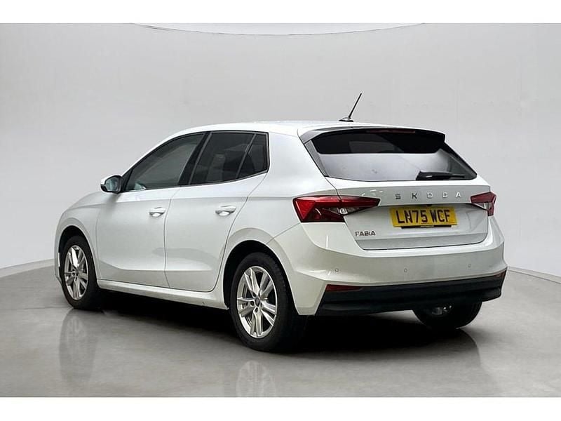 Used Skoda Fabia SE L 85 HP (62 kW) 2025 Moon white metallic Hatchback