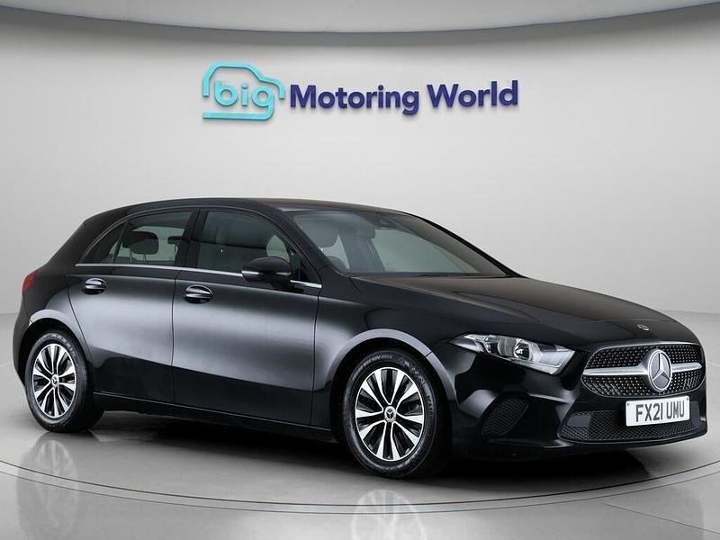 Black Used 2021 Mercedes A180 SE Hatchback | £14,500 (Good price) - Image 1/4
