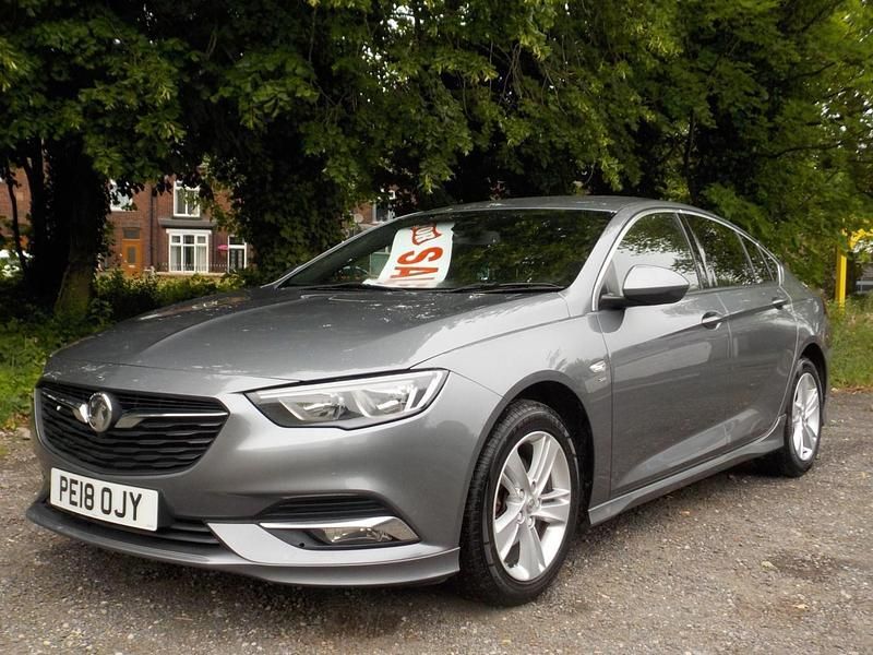 Grey Used 2018 Vauxhall Insignia SRi Hatchback | £5,295 (A bit pricey) - Image 1/4