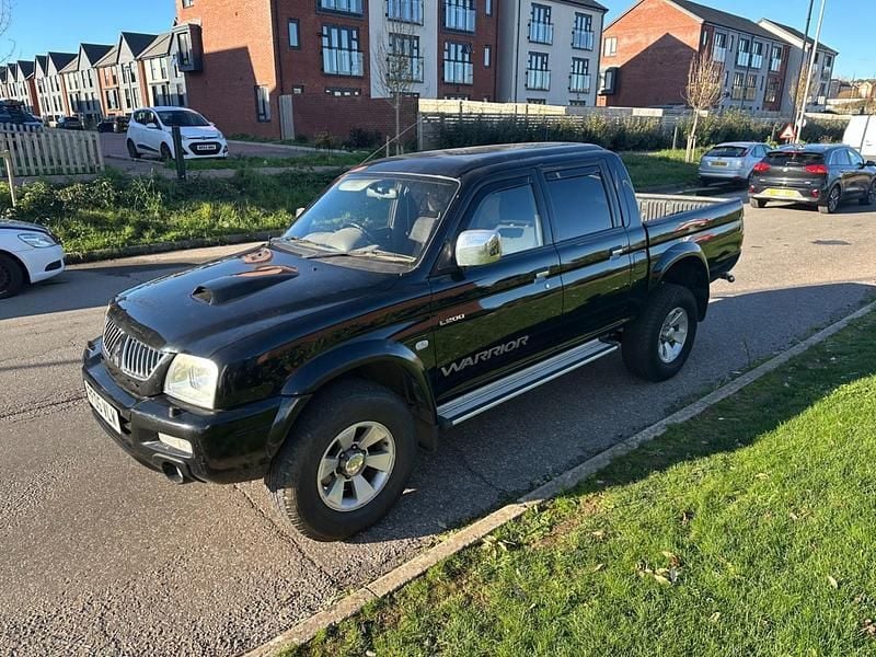 Black Used 2005 Mitsubishi L200 Warrior Pickup | £3,495 (Super price) - Image 1/4