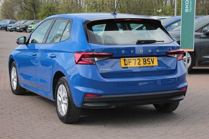 Used Skoda 110 R Comfort 81 HP (59 kW) 2022 Energy blue Hatchback