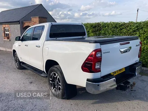 Gebraucht Toyota HiLux 2021 Weiß Pickup