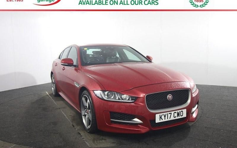 Used Jaguar XE R-Sport 179 HP (131 kW) 2019 Sedan