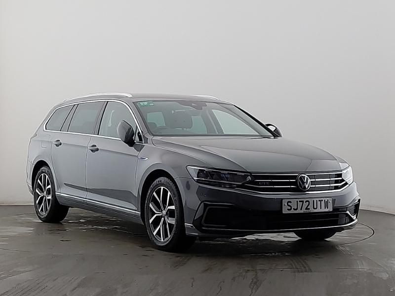 Grey Used 2022 VW Passat GTE Estate | £18,498 (Fair price) - Image 1/4