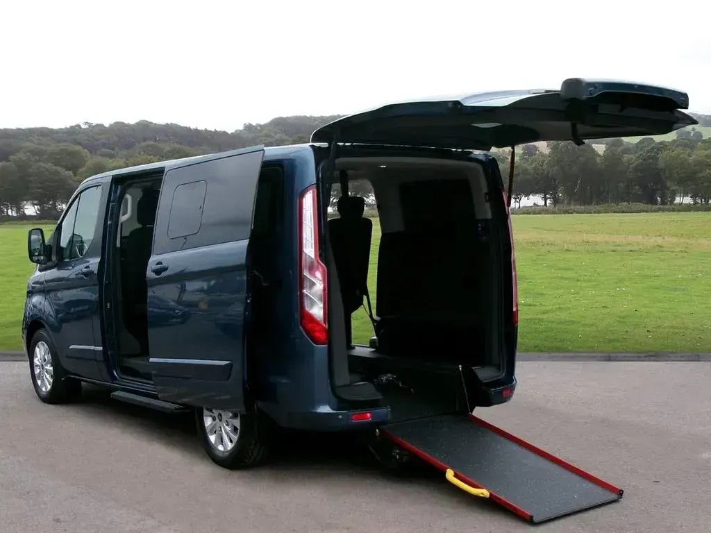 Used Ford Tourneo 2019 Blue MPV