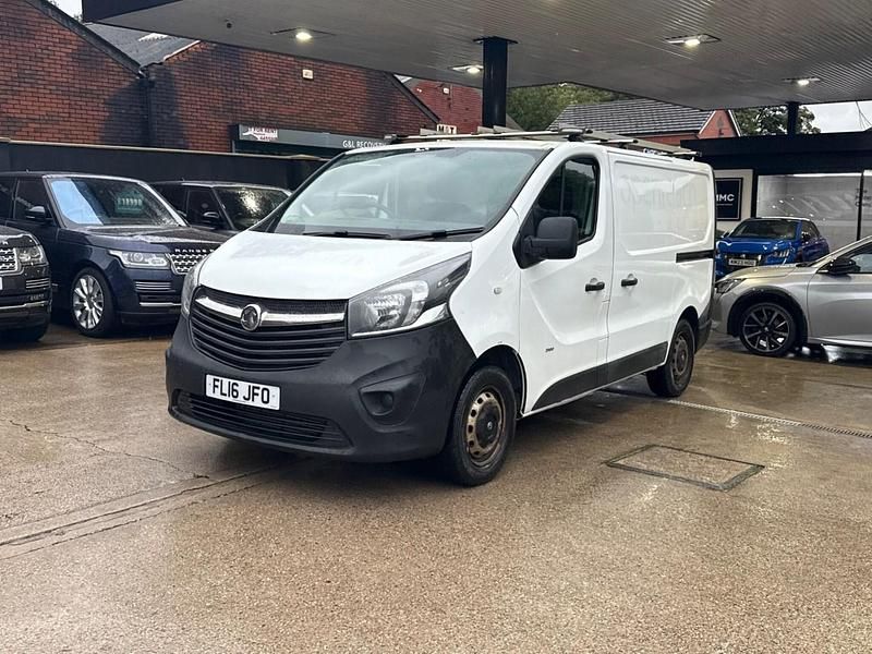 White Used 2016 Vauxhall Vivaro S Van | £6,000 (Good price) - Image 1/4