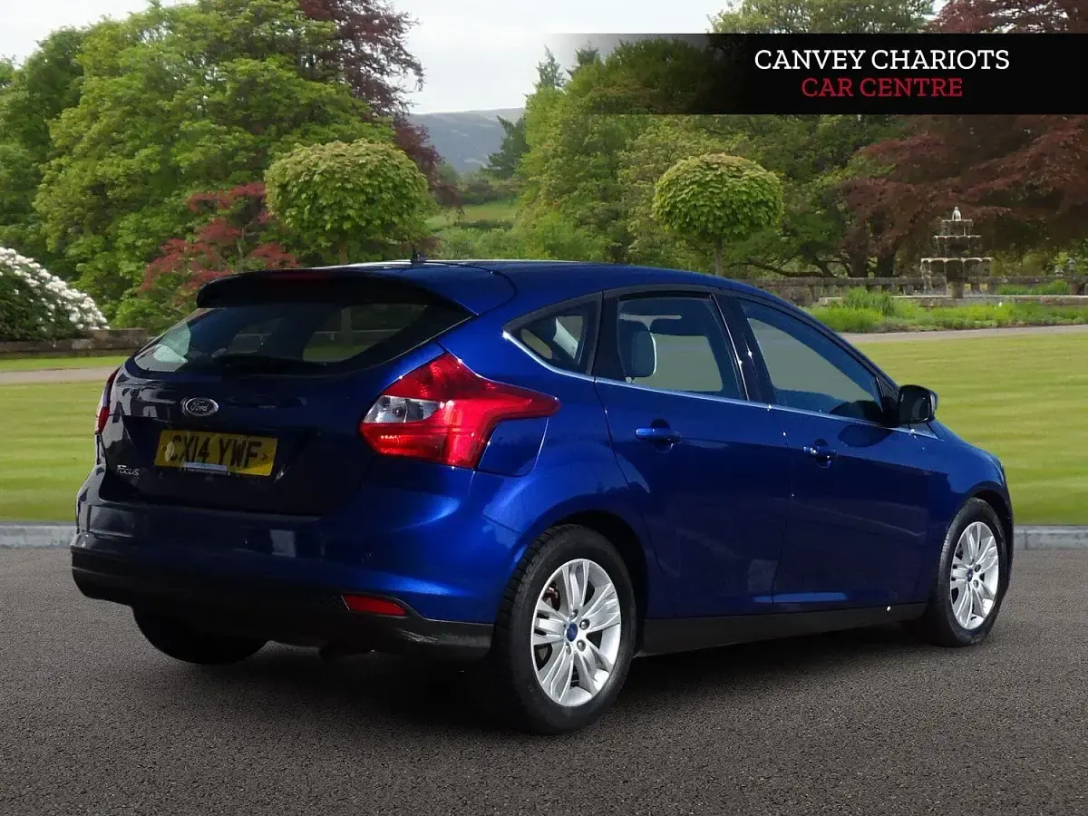 Used Ford Focus Titanium 125 HP (91 kW) 2014 Blue Hatchback