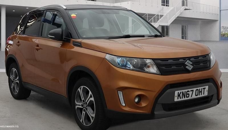 Orange/black Used 2016 Suzuki Vitara SZ5 SUV | £11,999 (Fair price) - Image 1/1