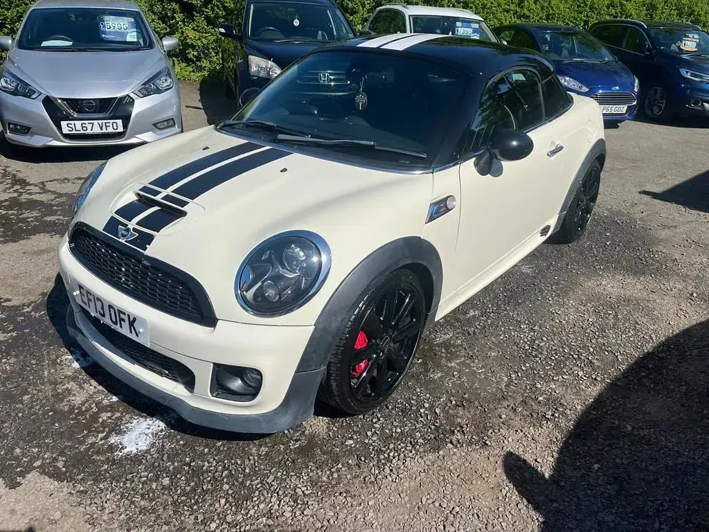 Used Mini Cooper SD Coupé 143 HP (105 kW) 2013 White Coupe