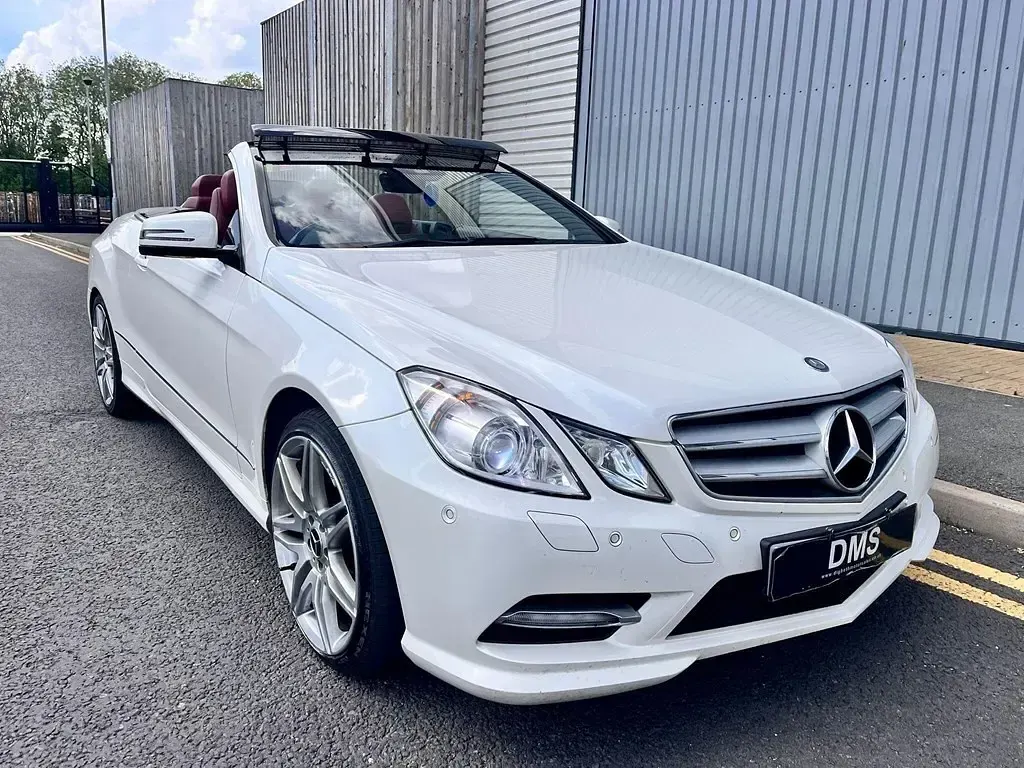 Used Mercedes E350 Sport Edition 265 HP (194 kW) 2011 White Cabriolet