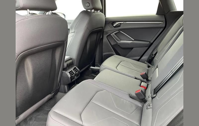 Used Audi Q3 Black Edition 150 HP (110 kW) 2025 Blue SUV