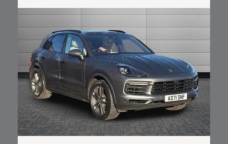 Grey Used 2021 Porsche Cayenne SUV | £42,990 (Good price) - Image 1/2