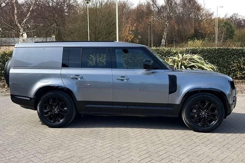 Used Land Rover Defender 296 HP (217 kW) 2024 Grey SUV