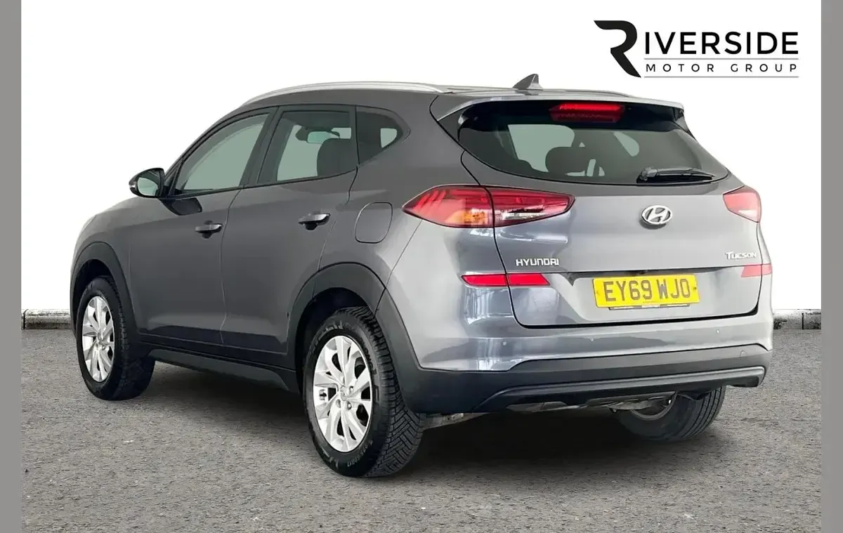 Gebraucht Hyundai Tucson SE 132 PS (97 kW) 2019 Grau SUV