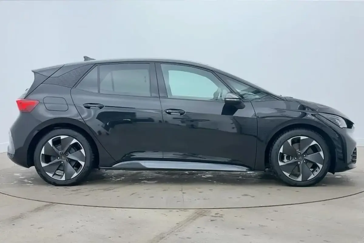 Used Cupra Born e-Boost 169 kW (231 HP) 2025 Black Hatchback