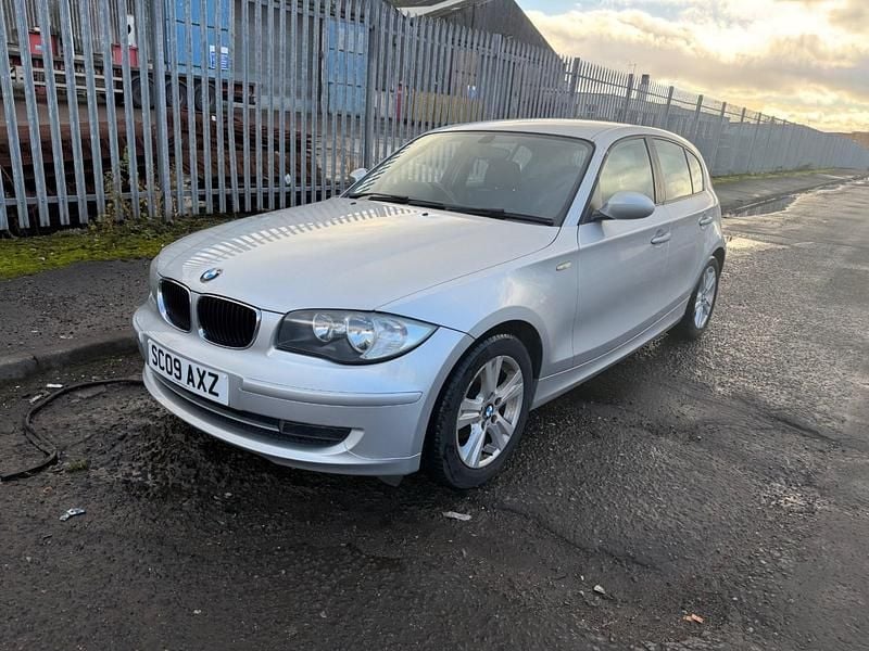 Silver Used 2009 BMW 116 Hatchback | £2,295 (Fair price) - Image 1/4